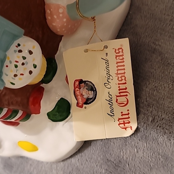 0370. Mr. Christmas ๐ Holiday Tea Time Musical ๐ผ21 Christmas Songs & Smoke! - Picture 8 of 16